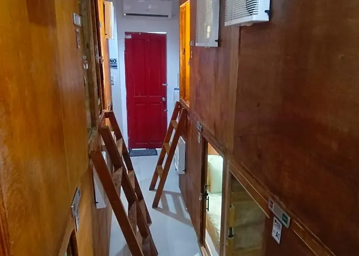 Metro Capsule - Paranaque